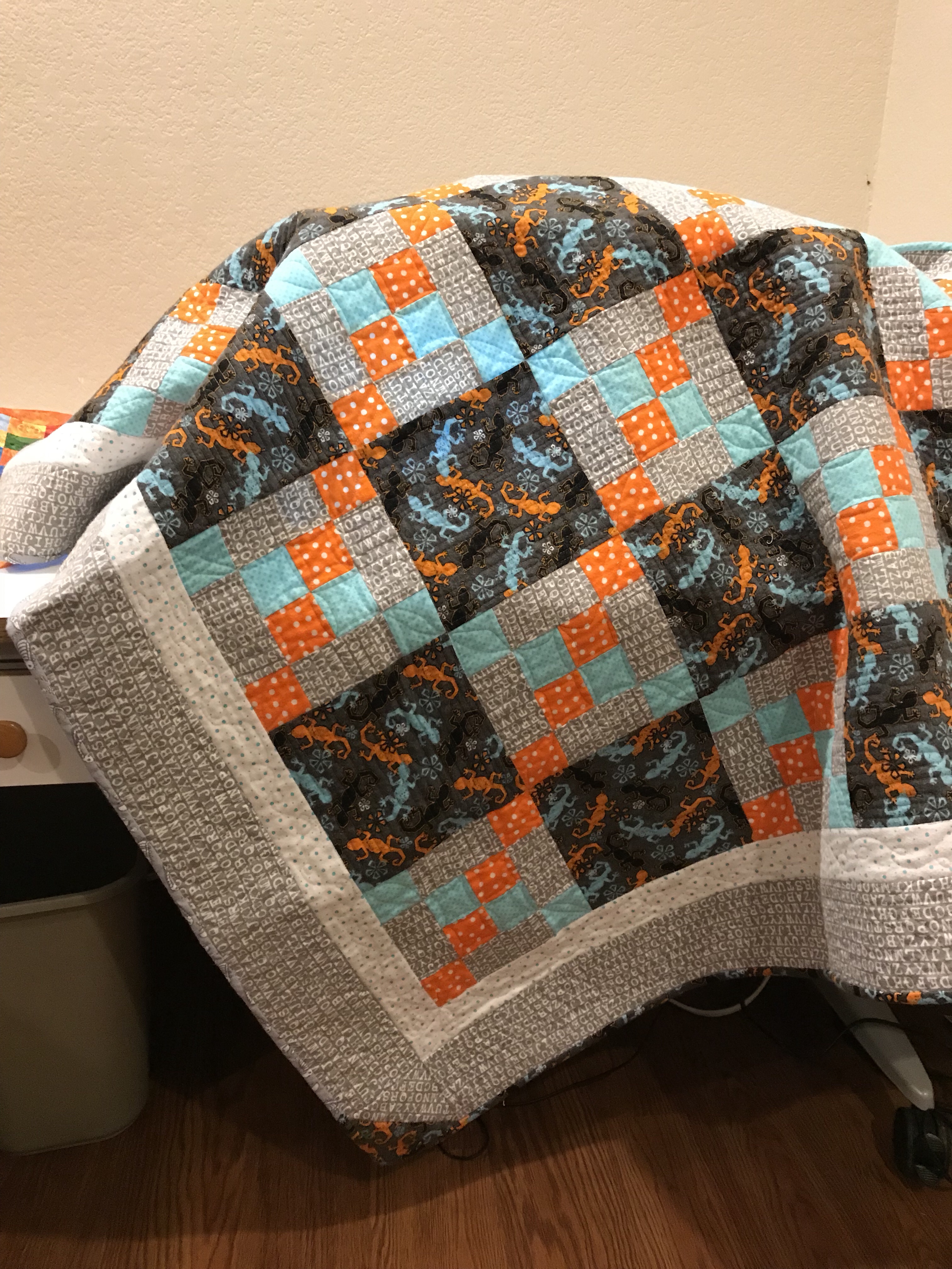 frayed-gecko-quilt-quilts-adventures